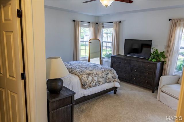 866 N Taylor Avenue, Kirkwood, MO 63122