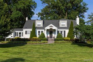 866 N Taylor Avenue, Kirkwood, MO 63122
