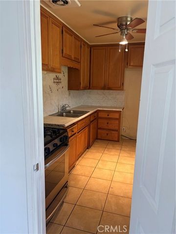 17273 Seville, Fontana, CA 92335