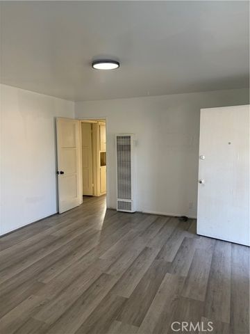 17273 Seville, Fontana, CA 92335