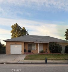 17273 Seville, Fontana, CA 92335