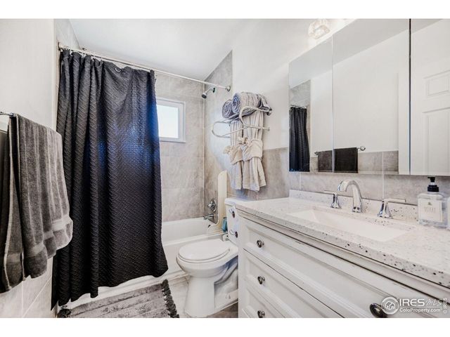 223 5th St, Firestone, CO 80520