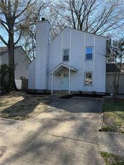 5611 Brandon BLVD, Virginia Beach, VA 23464