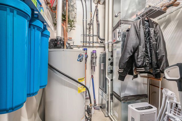 950 E Jackson Blvd Unit 102, Elkhart, IN 46516