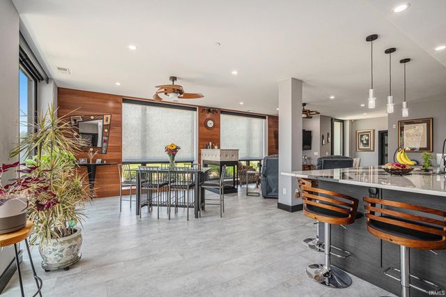 950 E Jackson Blvd Unit 102, Elkhart, IN 46516