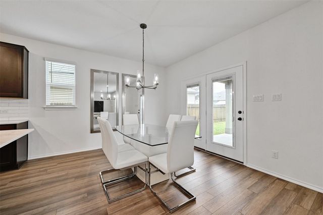 280 Kat Garnet DR, Kyle, TX 78640