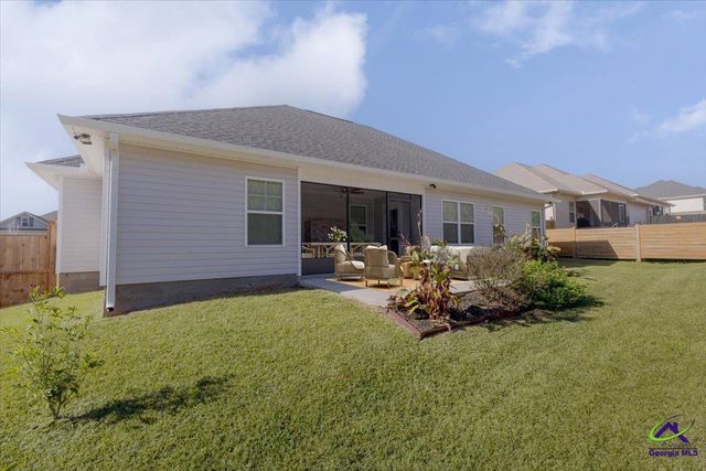 302 Creek Ridge Drive, Warner Robins, GA 31088