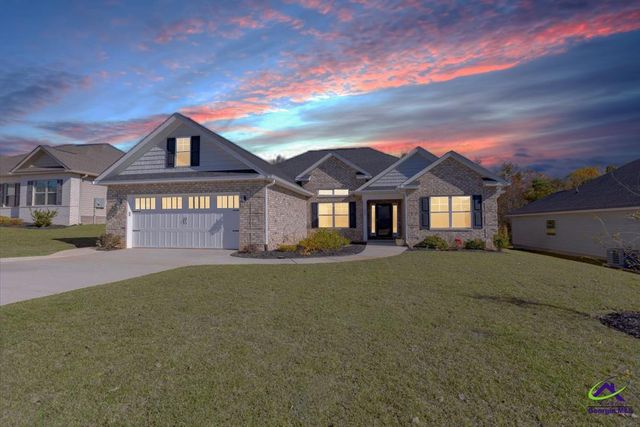 302 Creek Ridge Drive, Warner Robins, GA 31088