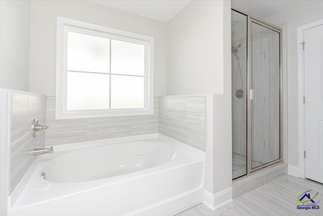 302 Creek Ridge Drive, Warner Robins, GA 31088