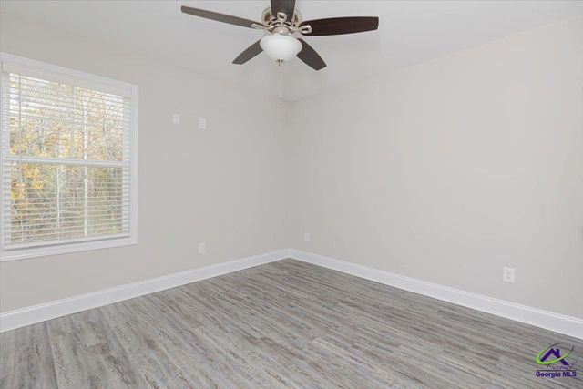 302 Creek Ridge Drive, Warner Robins, GA 31088