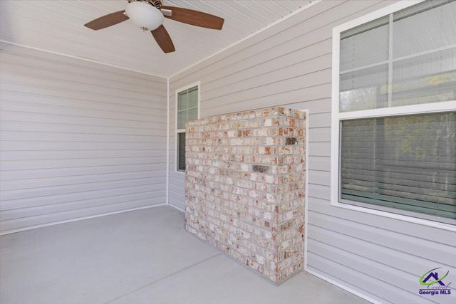 302 Creek Ridge Drive, Warner Robins, GA 31088