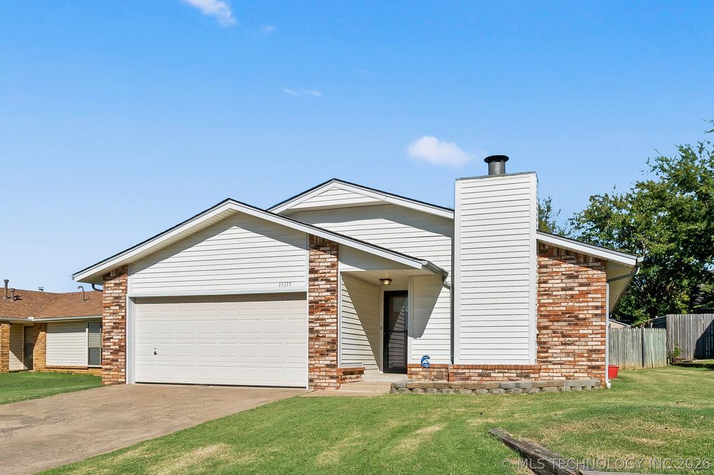 11117 S Nandina Avenue, Jenks, OK 74037