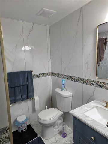 1314 S Shelton, Santa Ana, CA 92707