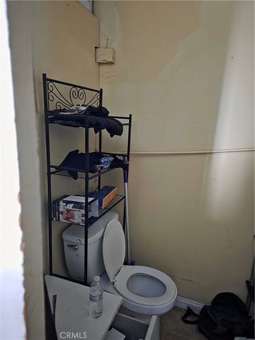 1314 S Shelton, Santa Ana, CA 92707