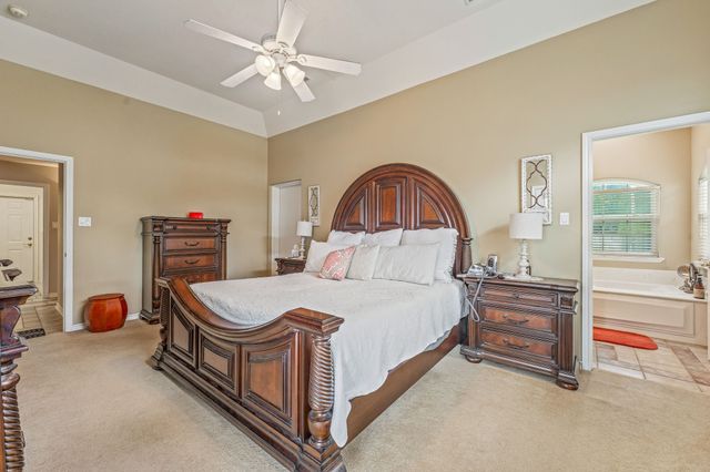 1517 Oakwood Drive, Stephenville, TX 76401