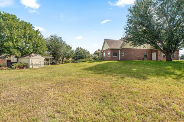 1517 Oakwood Drive, Stephenville, TX 76401