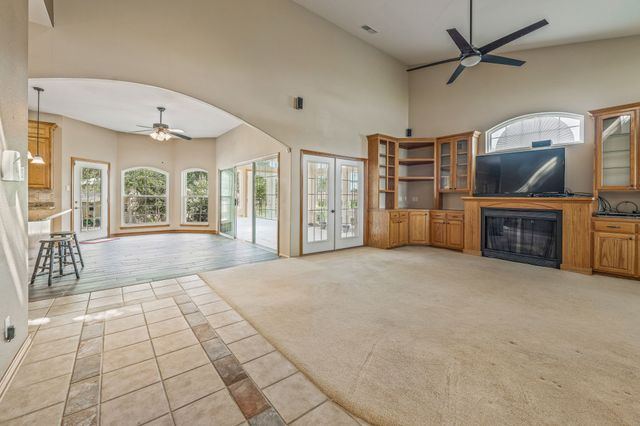 1517 Oakwood Drive, Stephenville, TX 76401