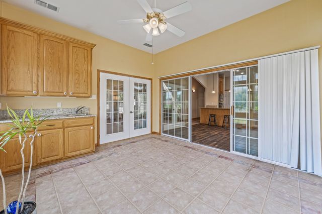 1517 Oakwood Drive, Stephenville, TX 76401