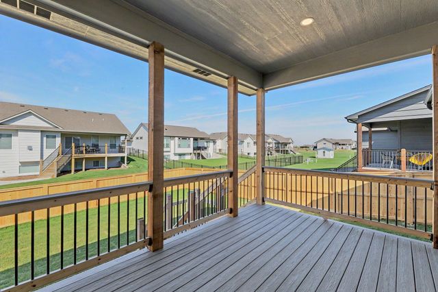 2541 N Bluestone St, Andover, KS 67002