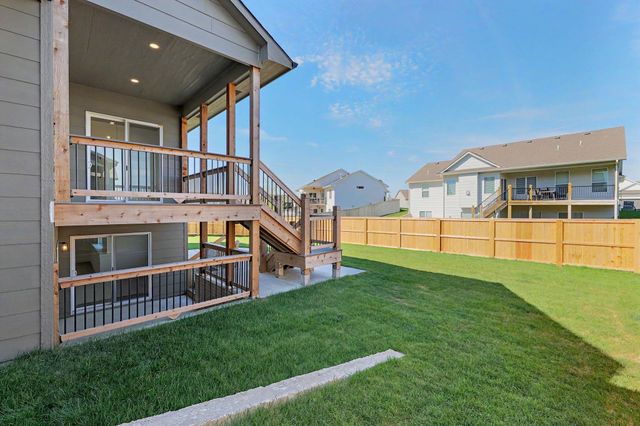 2541 N Bluestone St, Andover, KS 67002