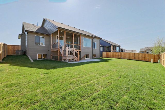 2541 N Bluestone St, Andover, KS 67002