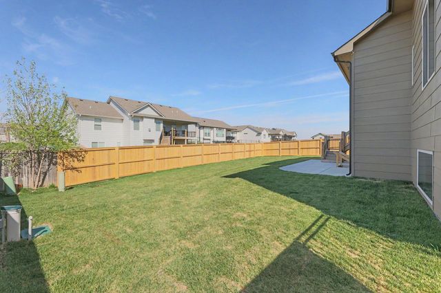 2541 N Bluestone St, Andover, KS 67002