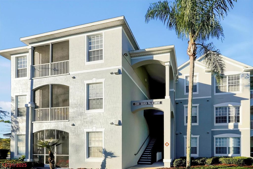 Image 1 of property listing at 2300 SILVER PALM DRIVE 302, Kissimmee, FL 34747