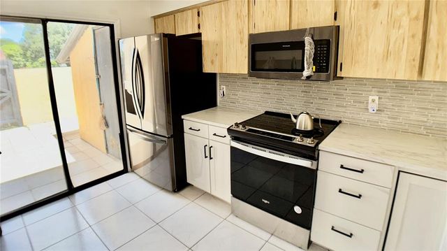 761 GOLDEN SUNSHINE CIRCLE, Orlando, FL 32807