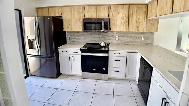 761 GOLDEN SUNSHINE CIRCLE, Orlando, FL 32807