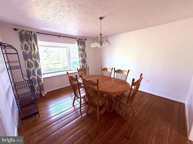 405 SPRING VALLEY DR, Winchester, VA 22603