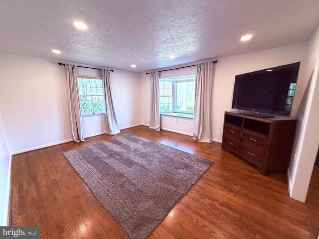 405 SPRING VALLEY DR, Winchester, VA 22603