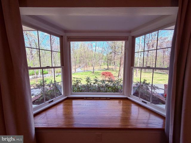 405 SPRING VALLEY DR, Winchester, VA 22603