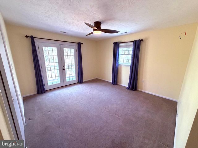 405 SPRING VALLEY DR, Winchester, VA 22603