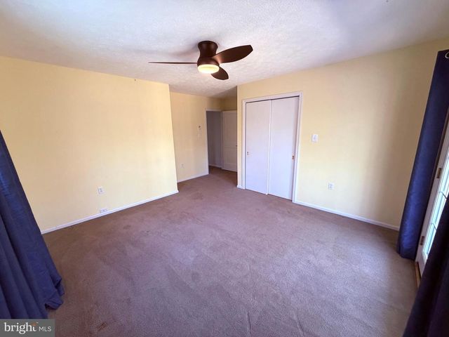 405 SPRING VALLEY DR, Winchester, VA 22603