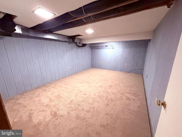 405 SPRING VALLEY DR, Winchester, VA 22603