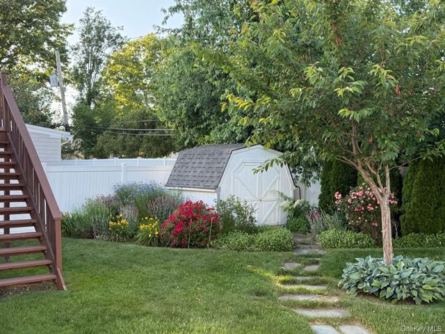 61 Hollyhock Road, Levittown, NY 11756