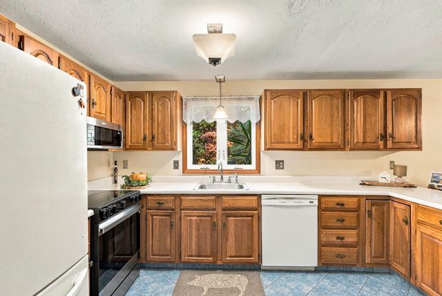 25 Granite Cir, Millville, MA 01529