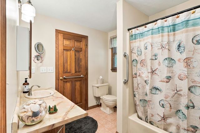 25 Granite Cir, Millville, MA 01529