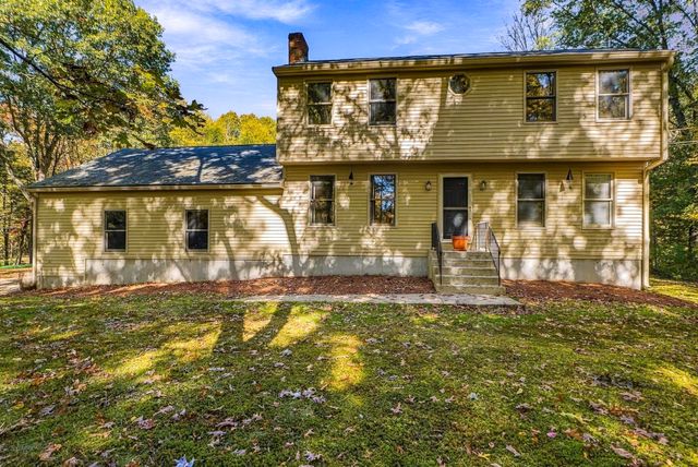 25 Granite Cir, Millville, MA 01529