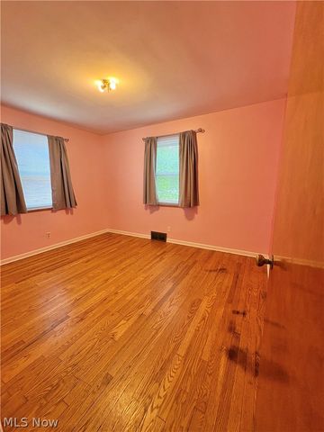 518 Vince Avenue NW, Canton, OH 44708