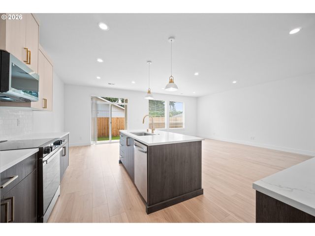 15101 Ne 86TH St, Vancouver, WA 98682