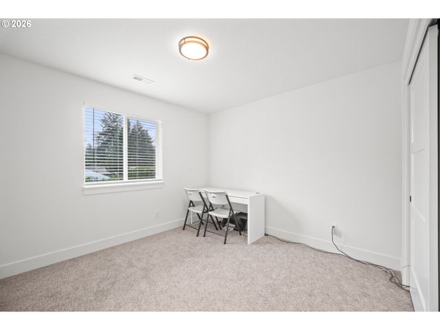 15101 Ne 86TH St, Vancouver, WA 98682