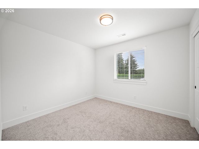 15101 Ne 86TH St, Vancouver, WA 98682