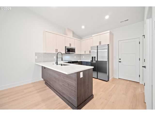 15101 Ne 86TH St, Vancouver, WA 98682