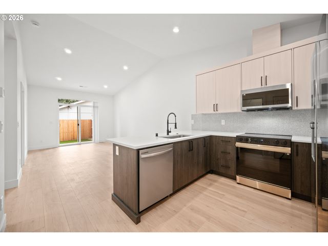 15101 Ne 86TH St, Vancouver, WA 98682