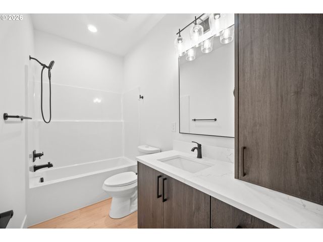 15101 Ne 86TH St, Vancouver, WA 98682