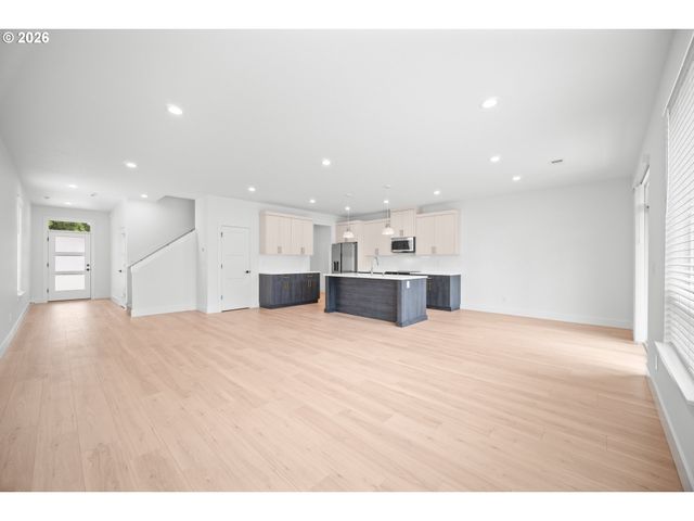 15101 Ne 86TH St, Vancouver, WA 98682