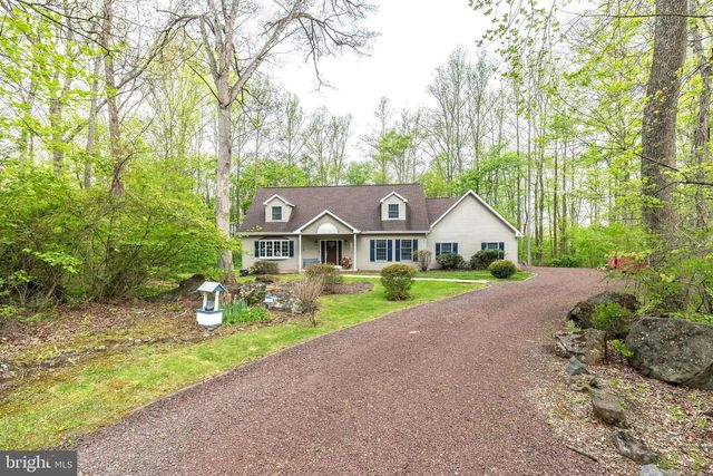 540 BLACK WALNUT DR, Quakertown, PA 18951