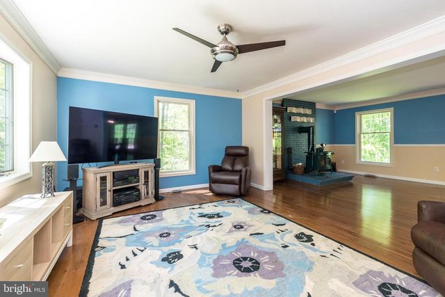 540 BLACK WALNUT DR, Quakertown, PA 18951