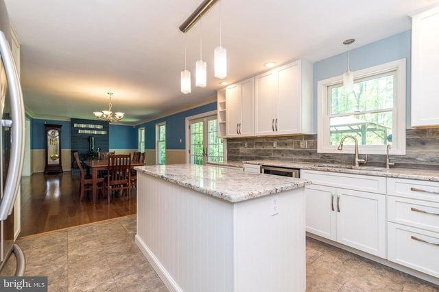540 BLACK WALNUT DR, Quakertown, PA 18951
